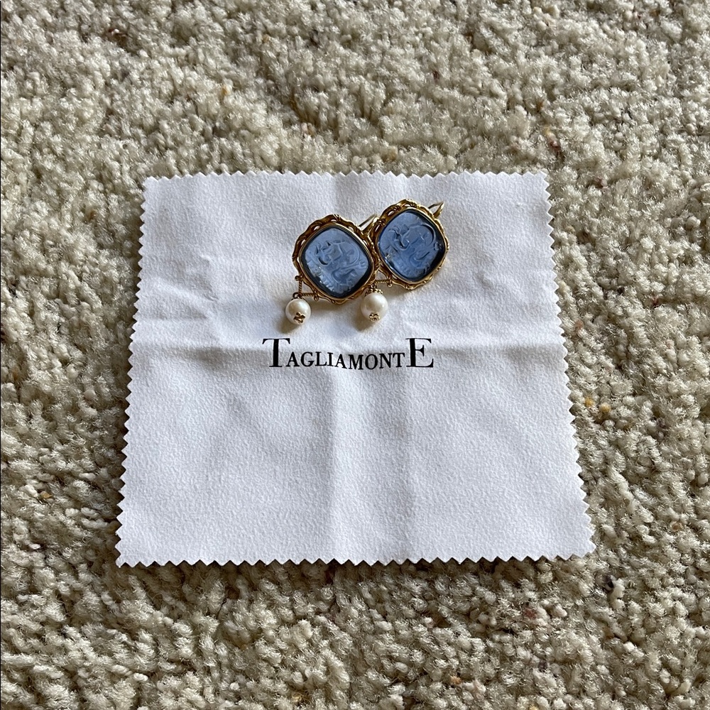 VINTAGE TAGLIAMONTE FRESH WATER PEARL EARRINGS ITALY